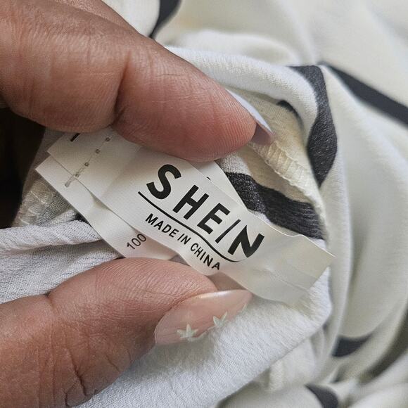 SHEIN Striped Romper 1XL - Picture 7 of 7